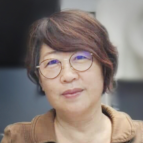 Dr Esther Tu